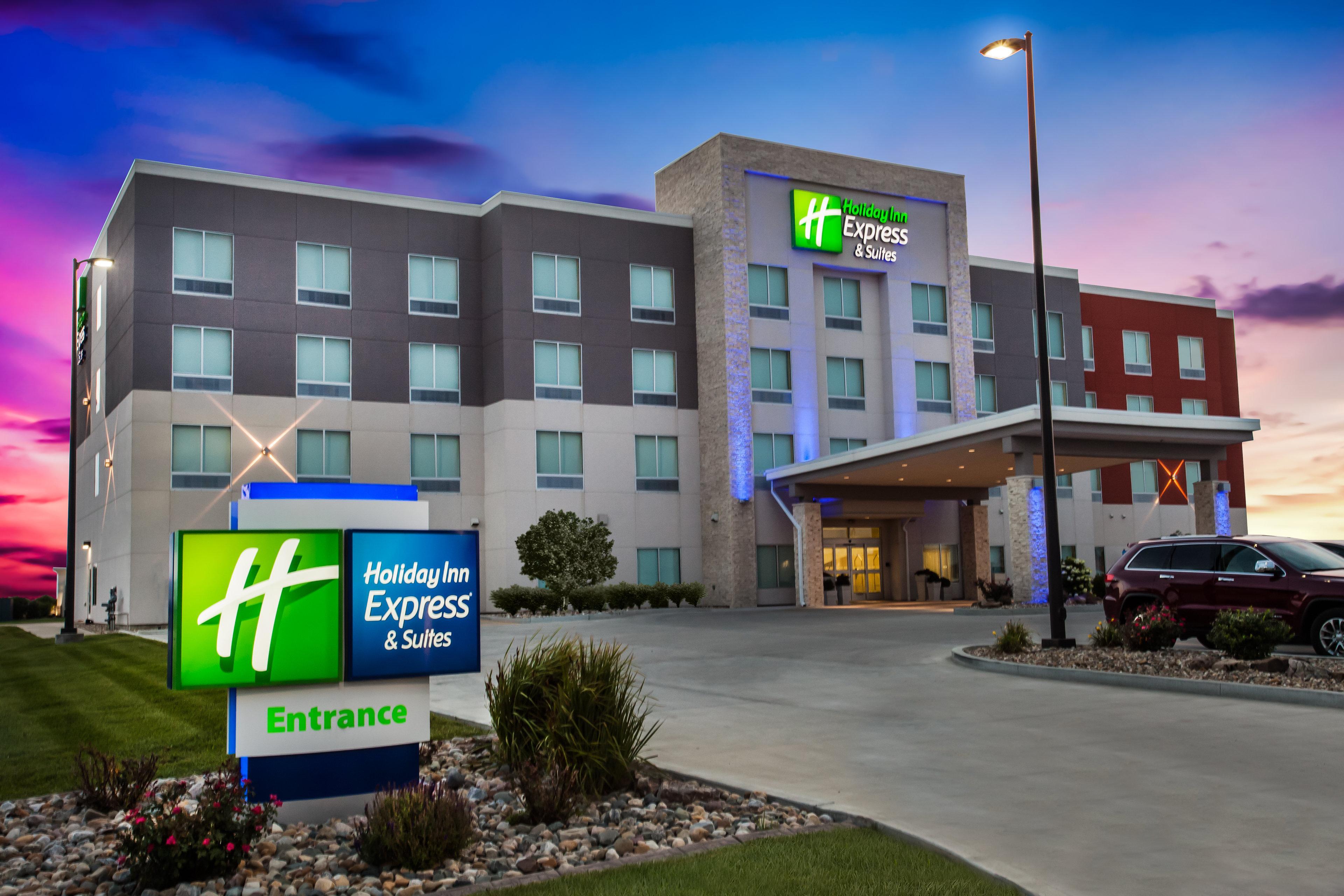 Holiday Inn Express & Suites Litchfield By Ihg מראה חיצוני תמונה