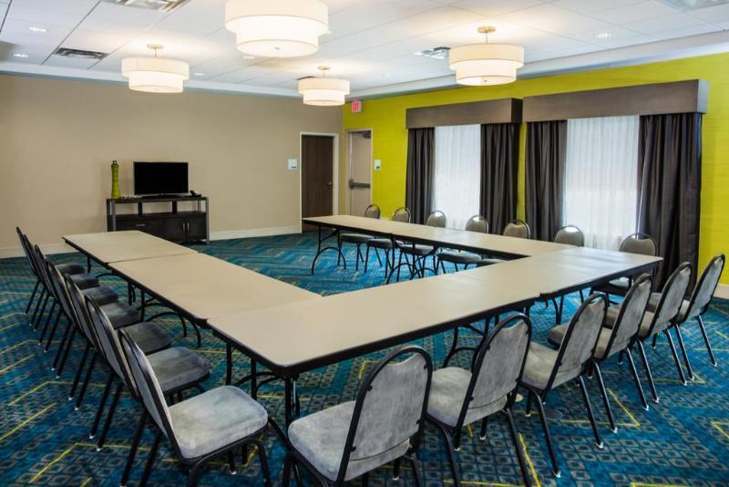 Holiday Inn Express & Suites Litchfield By Ihg מראה חיצוני תמונה